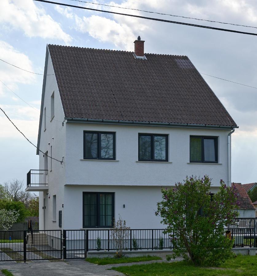 Buekfalva Np2 Apartman Exterior foto